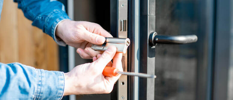 Commercial Locksmith Whitby